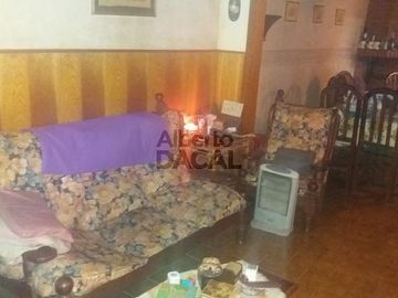 Casa en Venta en 452/ 21a y 21c City Bell - Alberto Dacal Propiedades