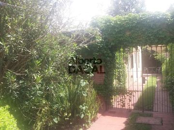 Casa en Venta en 452/ 21a y 21c City Bell - Alberto Dacal Propiedades