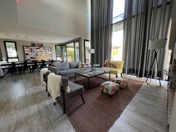 Casa en Alquiler- Barrio Residencial 1 Lote 619 de Costa Esmeralda - Excelente ubicacion