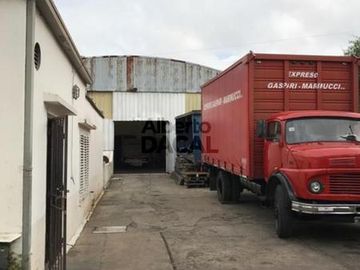 Galpon en Venta en 37/3 y 4 La Plata - Alberto Dacal Propiedades