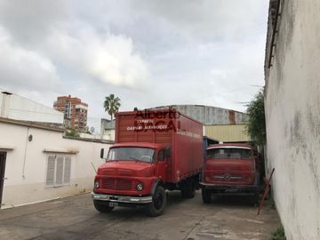 Galpon en Venta en 37/3 y 4 La Plata - Alberto Dacal Propiedades