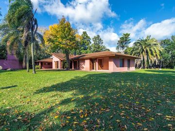 Casa en Venta en 28/443 y 446 City Bell - Alberto Dacal Propiedades