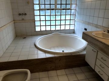 Casa en Venta en 28/443 y 446 City Bell - Alberto Dacal Propiedades
