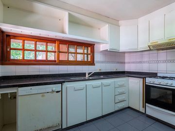 Casa en Venta en 28/443 y 446 City Bell - Alberto Dacal Propiedades