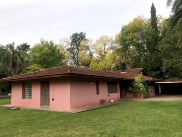 Casa en Venta en 28/443 y 446 City Bell - Alberto Dacal Propiedades