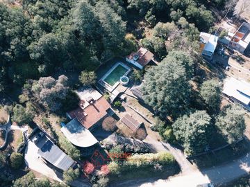 VENTA 2 CASAS en AGUA DE ORO  - 3500M2 - EXCELENTE UBICACIÓN