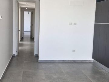 Departamento en  Moreno Center