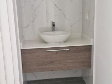 Departamento en  Moreno Center
