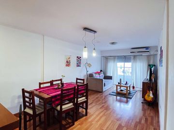 Departamento en venta - 2 Dormitorios 1 Baño - 90 mts2 - La Plata