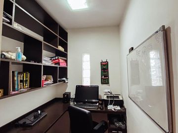 Departamento en venta - 2 Dormitorios 1 Baño - 90 mts2 - La Plata