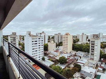 Departamento en venta - 2 Dormitorios 1 Baño - 90 mts2 - La Plata