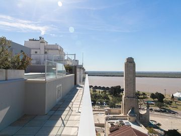 Venta Departamento dos dormitorios cochera y baulera Centro Rosario