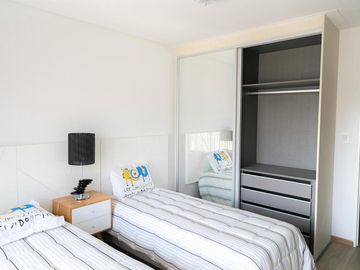 Venta Departamento dos dormitorios cochera y baulera Centro Rosario