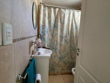 Departamento en venta de 2 ambientes con balcón al frente