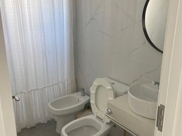 Excelente departamento 2 dormitorios en Townhouse Pilara