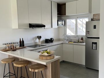 Excelente departamento 2 dormitorios en Townhouse Pilara