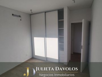 Casa en  Venta 5 Ambientes Puertos del lago Barrio Riberas-Escobar-Maschwitz