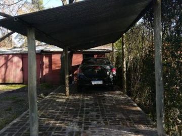 Casa venta - 3 dormitorios 1 baño - 136  mts2 - Etcheverry