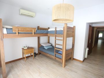Lindisima Casa en Club Privado  Finca La Montaña