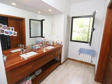 Lindisima Casa en Club Privado  Finca La Montaña