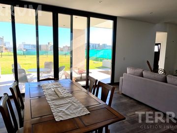 CASA VENTA CANNING BARRIO TERRALAGOS