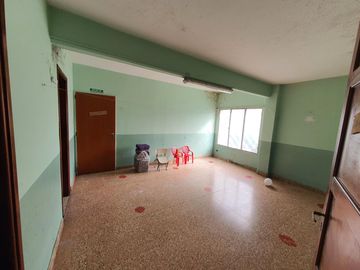 Casa sobre doble lote en Banfield Oeste