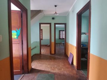 Casa sobre doble lote en Banfield Oeste