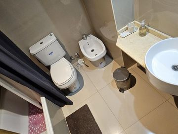 Quirno Costa 1200 piso 3ro - Contrafrente - Monoambiente.