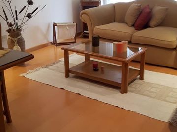 Casa tres ambientes con patio y quincho a la venta en Wilde