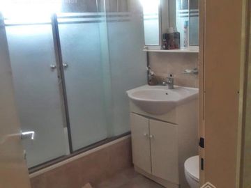 Hermoso chalet en dos plantas!Cochera para 3 vehiculos!Con piscina ,en Ramos Mejia (Zona Oeste)