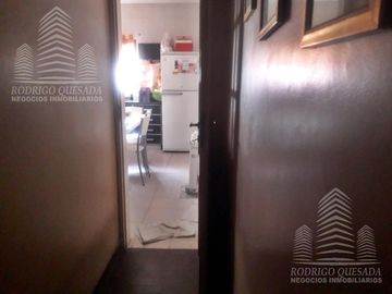 Hermoso chalet en dos plantas!Cochera para 3 vehiculos!Con piscina ,en Ramos Mejia (Zona Oeste)