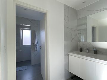 Casa en venta 4 amb en barrio cerrado Altos del Sol