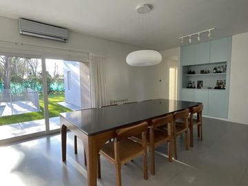 Casa en venta 4 amb en barrio cerrado Altos del Sol
