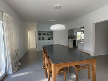 Casa en venta 4 amb en barrio cerrado Altos del Sol