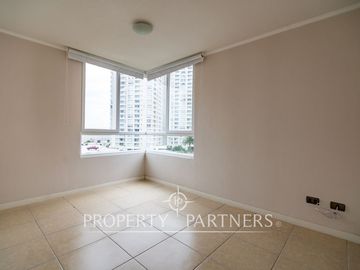 Excelente departamento de 3 dormitorios y 2 baños, ubicado a solo pasos de la Avenida del Mar