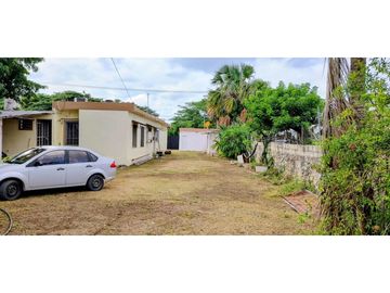 Venta casa quinta con locales Kanasin Mérida Yucatán