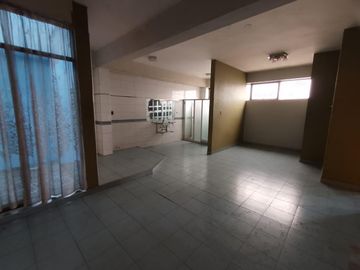 ¡EN VENTA! 4 Locales Comerciales en Iquitos cerca a Plaza 28 de Julio