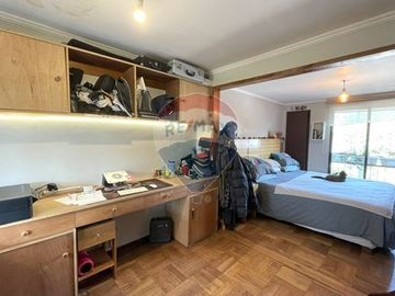 Acogedora y segura casa en pasaje La Reina