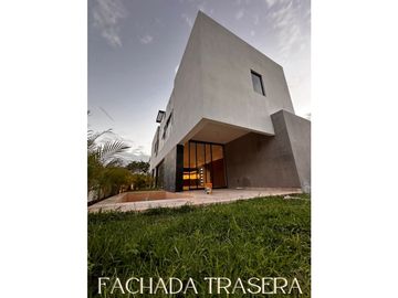Venta casa nueva Paseos Country Mérida