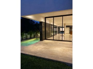 Venta casa nueva Paseos Country Mérida