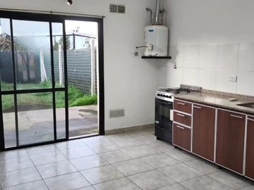 Dúplex en venta - 2 Dormitorios 2 Baños - Cocheras - 88Mts2 - Moreno