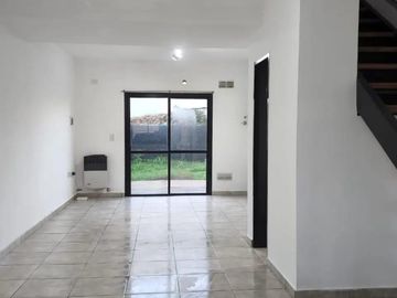 Dúplex en venta - 2 Dormitorios 2 Baños - Cocheras - 88Mts2 - Moreno