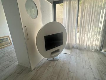 Alquiler Atelier Apto Profesional Amplio 2 Ambientes con Patio en Live Hotel
