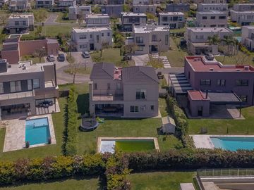 Casa en venta en el Barrio Vistas, Puertos / Escobar