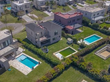 Casa en venta en el Barrio Vistas, Puertos / Escobar