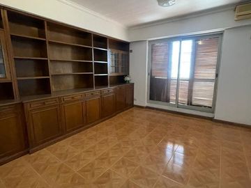 Departamento de 3 ambientes con amplio balcón - Wilde Centro