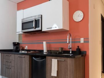 LOFT EN VENTA EN CONDESA CON CARRIL DE NADO