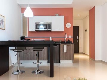 LOFT EN VENTA EN CONDESA CON CARRIL DE NADO