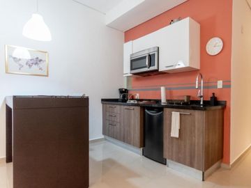 LOFT EN VENTA EN CONDESA CON CARRIL DE NADO