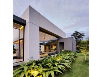 Casa campestre en condominio para la venta en cerritos malabar,Pereira
